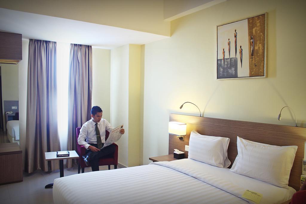 บิซโฮเต็ล บาตัม Hotel นาโกยา ภายนอก รูปภาพ