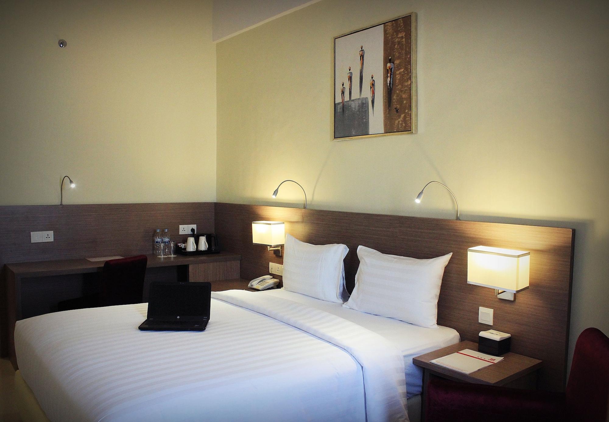 บิซโฮเต็ล บาตัม Hotel นาโกยา ภายนอก รูปภาพ
