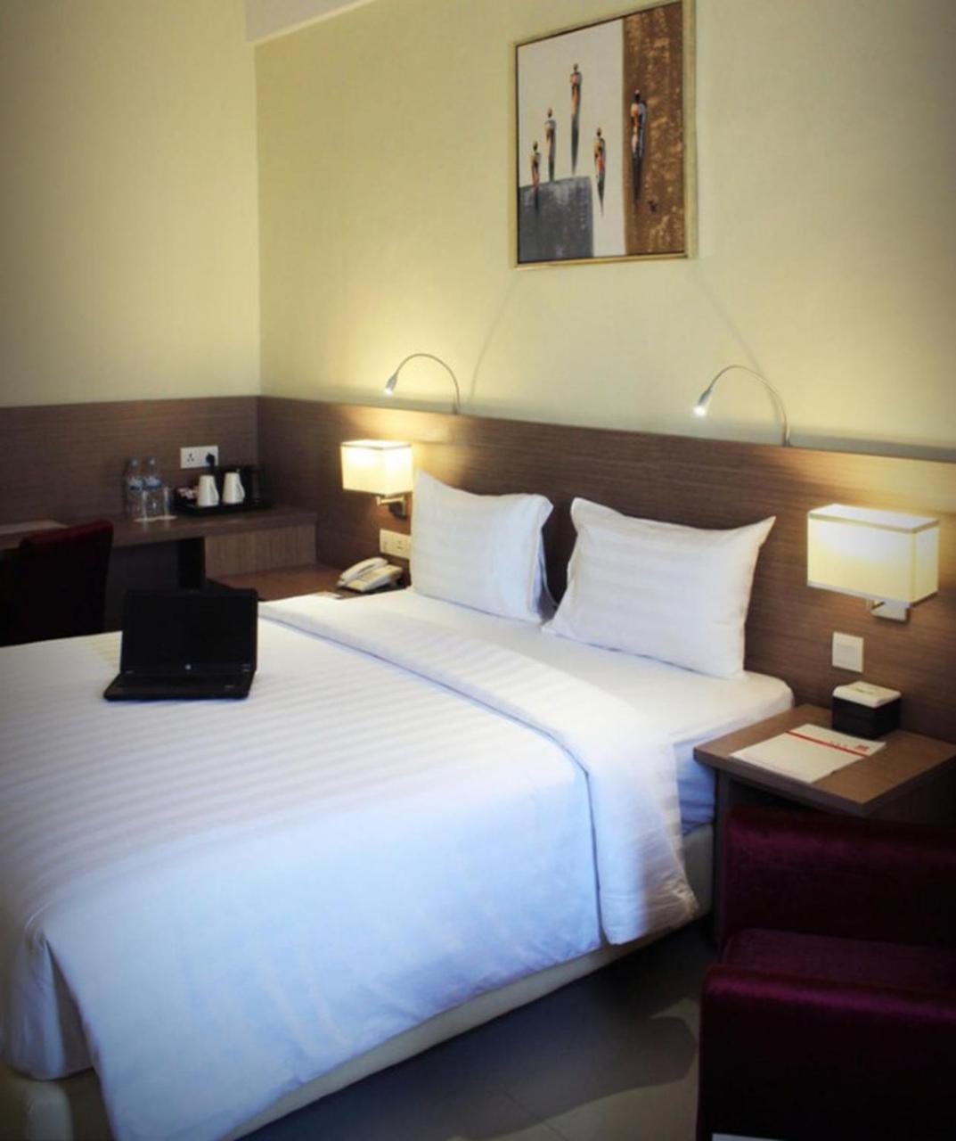 บิซโฮเต็ล บาตัม Hotel นาโกยา ภายนอก รูปภาพ